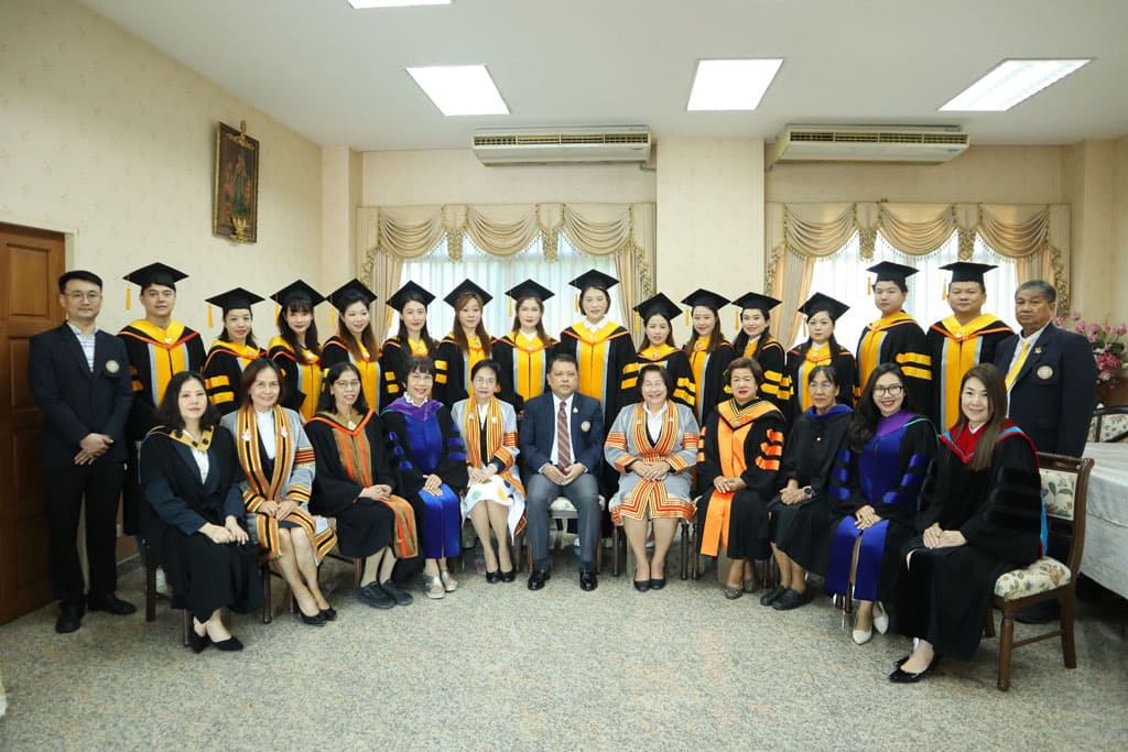 祝贺来自海经院的教职工完成硕士学业