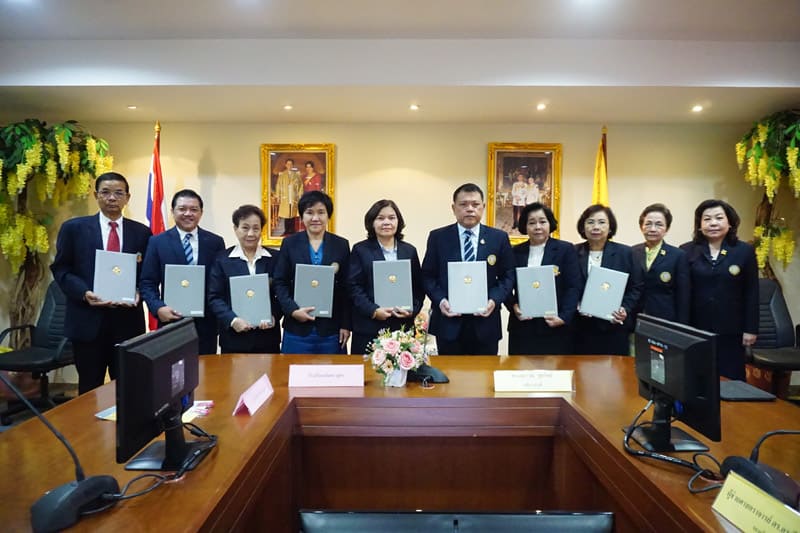 签订学术、研究与员工教育发展合作协议