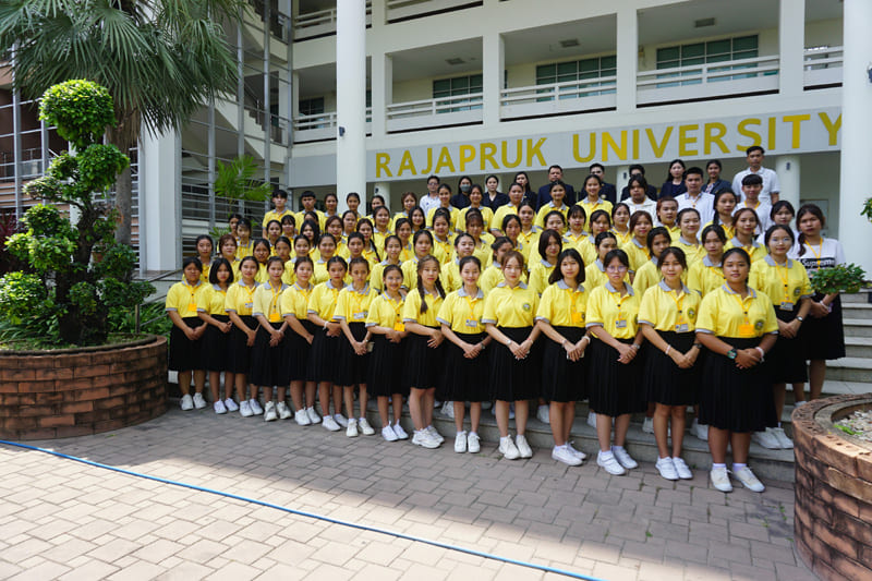 迎接初级公共卫生课程培训班新生