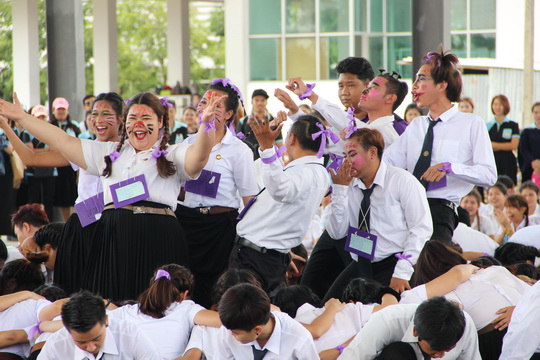 瑞嘉普大学举办新生趣味运动会